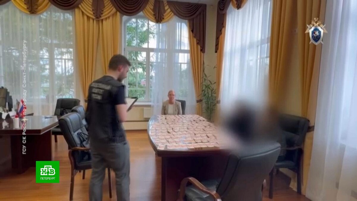    По делу о коррупции в Колпинской администрации задержан депутат ЗакСа