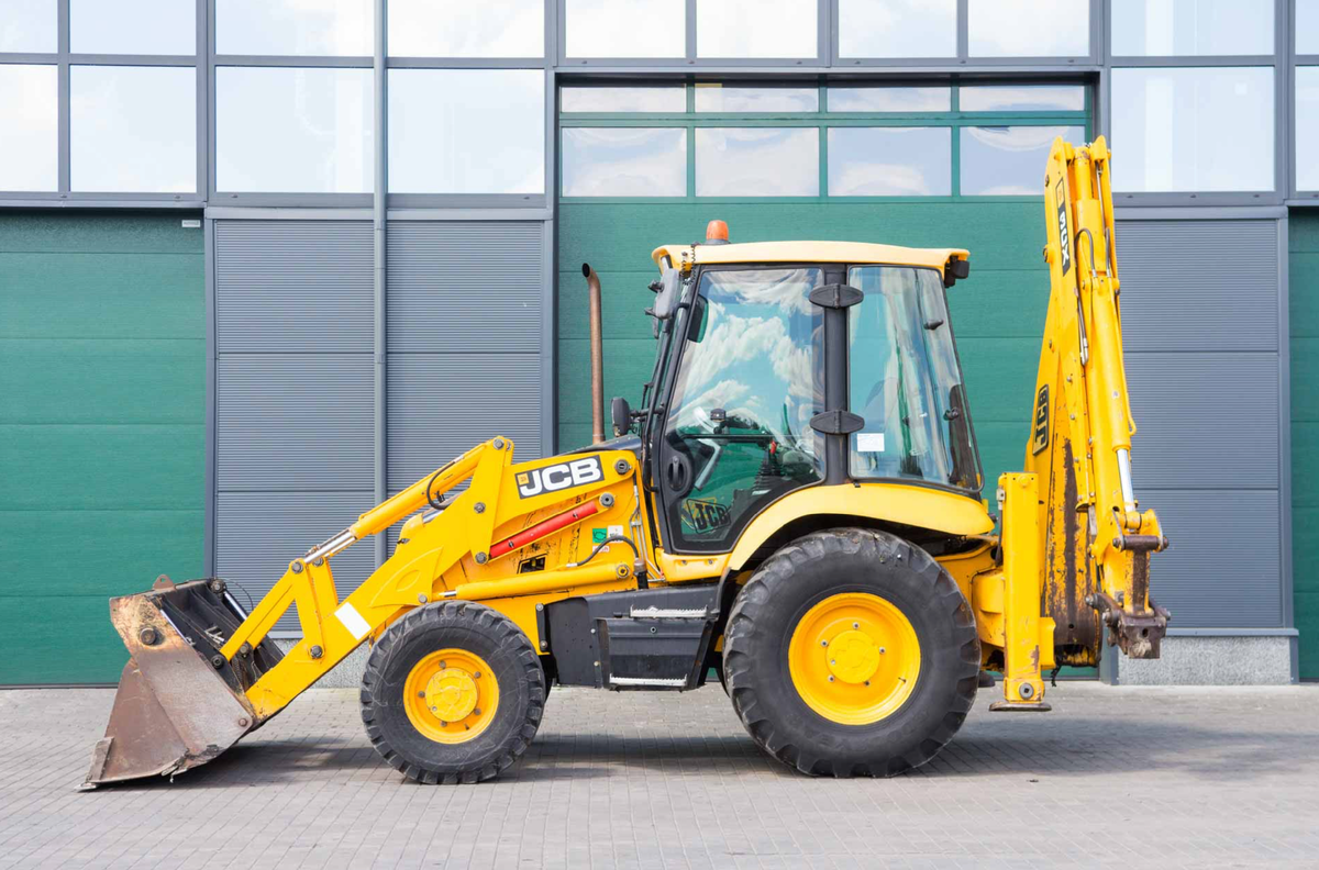 Экскаватор-погрузчик JCB 3CX
