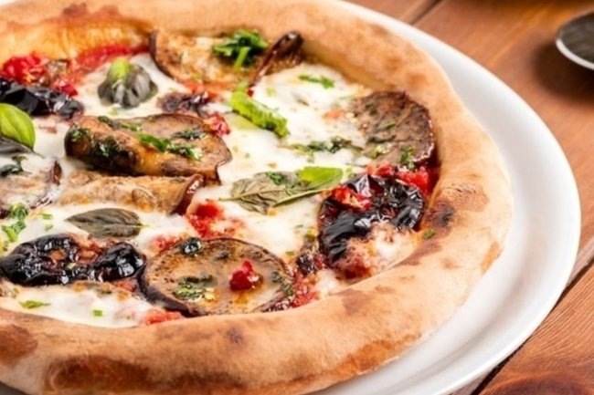    пицца с баклажанами