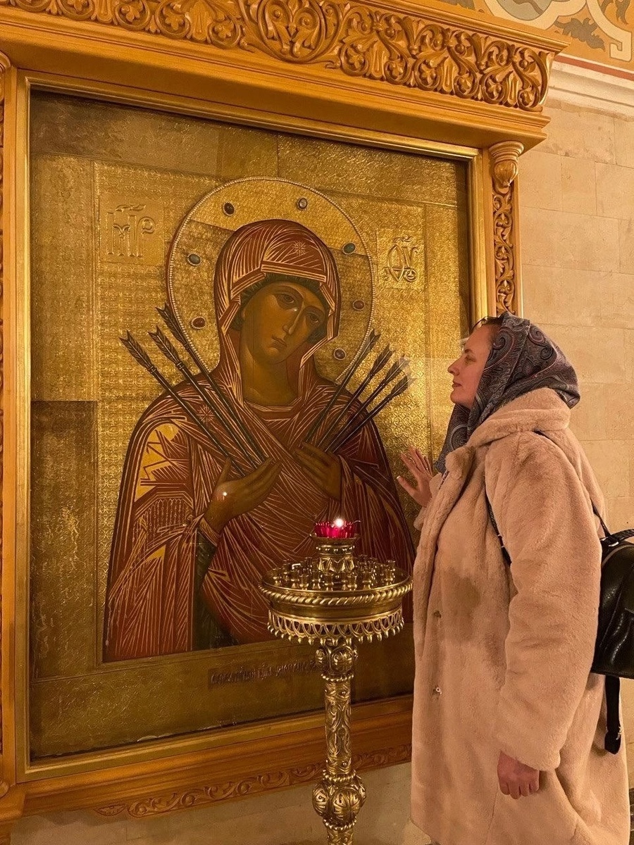 Преподобный Паисий Святогорец: «Когда мамы молятся, ад трепещет!». Источник: https://vk.com/bookmarks?from_menu=1&w=wall-156106191_182234&z=photo-156106191_457288966%2Ff974766e4cd7e26a00