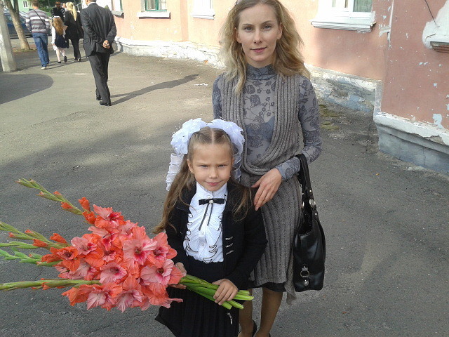 Марго идёт в первый класс