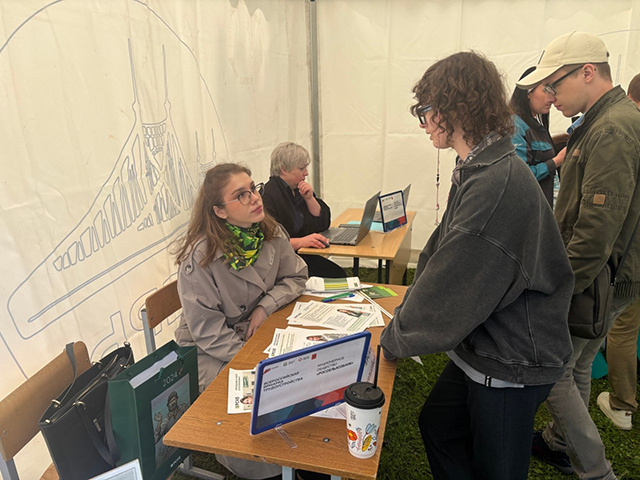 Время возможностей: 1500 тверичан посетили сегодня ярмарки трудоустройства