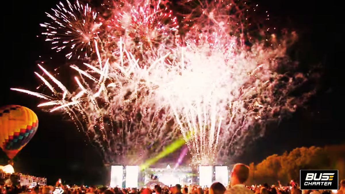 Аренда автобуса и микроавтобуса или минивэга с водителем для поездки в Беларусь 2025