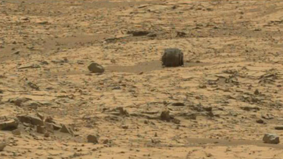 Похоже на фрагмент аппарата? (Источник: fotografias.lasexta.com).