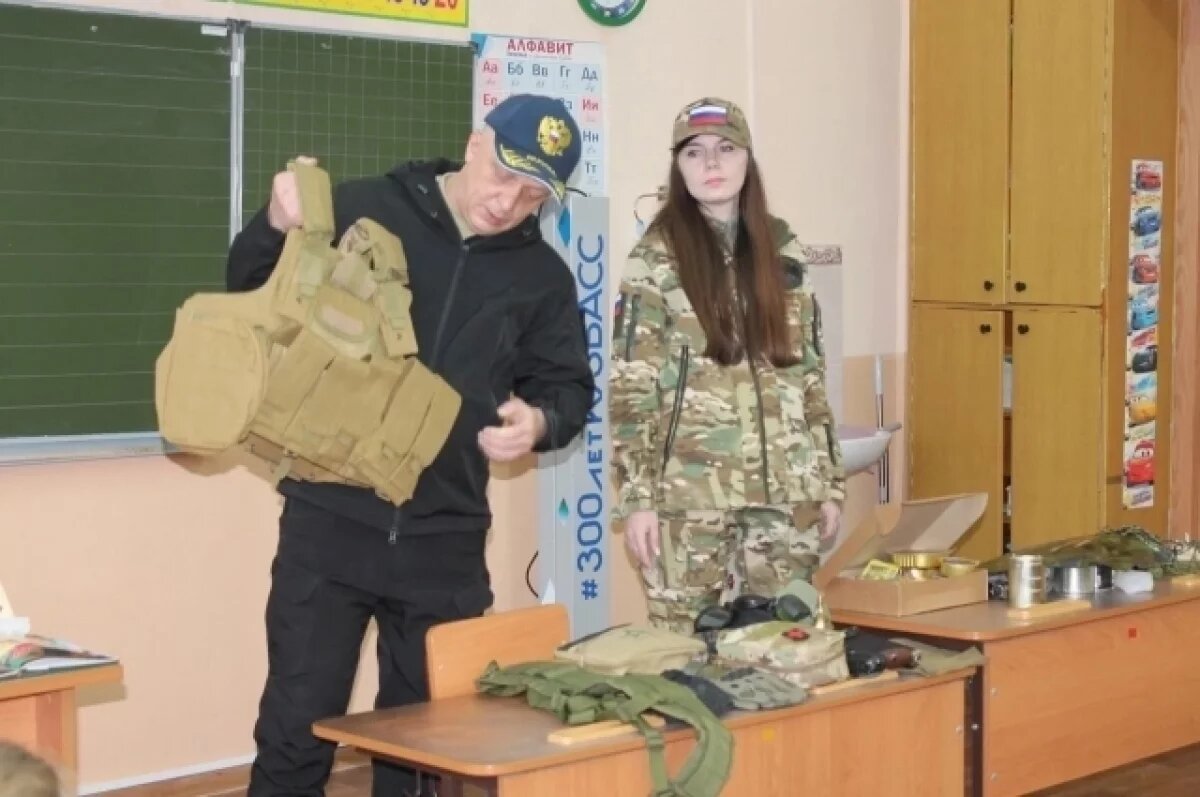    В процессе адаптации помогают и встречи со школьниками.