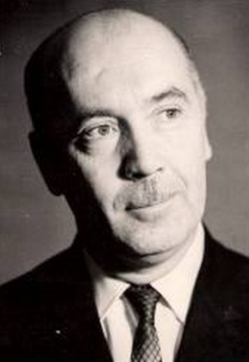 Константин Певзнер