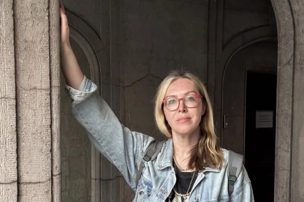    За несколько лет творчества Зоя Арефьева стала очень популярным автором, печатается в самых крупных российских издательствах.