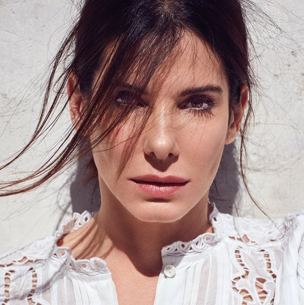 Сандра Буллок, американская актриса театра, кино и телевидения. Родилась 26 июля 1964, 61 год 