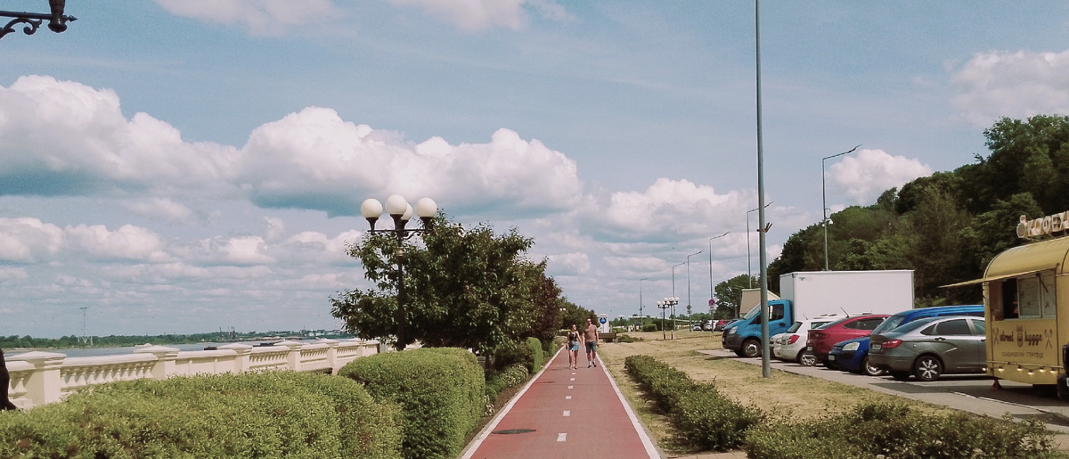 Хорошо идут по Набережной в Нижнем