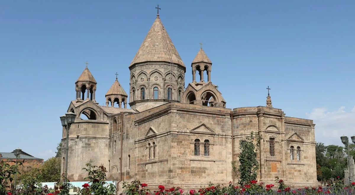 Эчмиадзин. Резиденция католикоса. Фото из открытых источников 