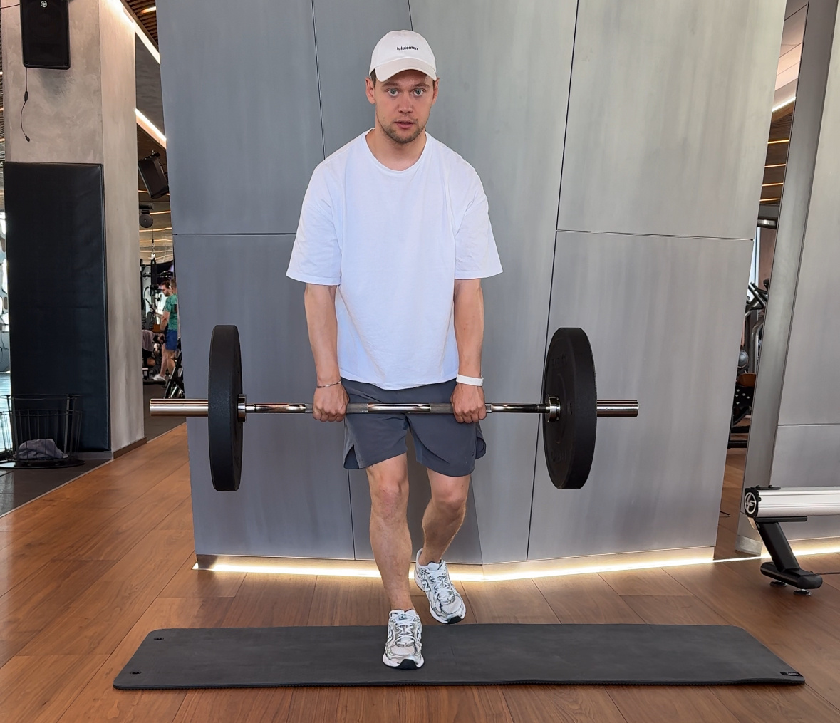 Тренировки в зале для сноубордистов