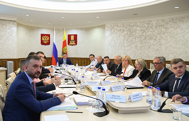 В Дмитровой Горе построят жилые дома, а под Тверью реконструируют телятник