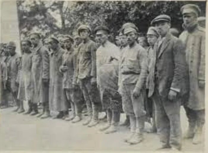 Бывшие русские военнопленные в Варне, 1920 (?).