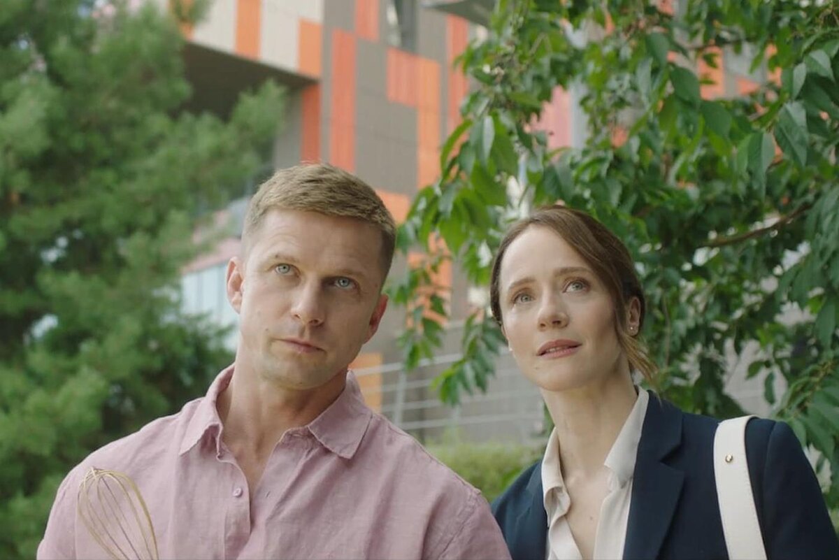 Наше кино
Родители на грани развода.