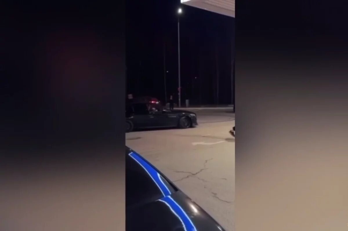    Полиция Петербурга задержала блогера за опасные автошоу