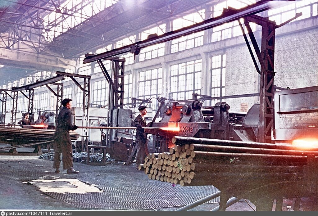 © Архив Валентина Хухлаева / Галерея Люмьер / pastvu.com (ГПЗ-1, 1950 г.)