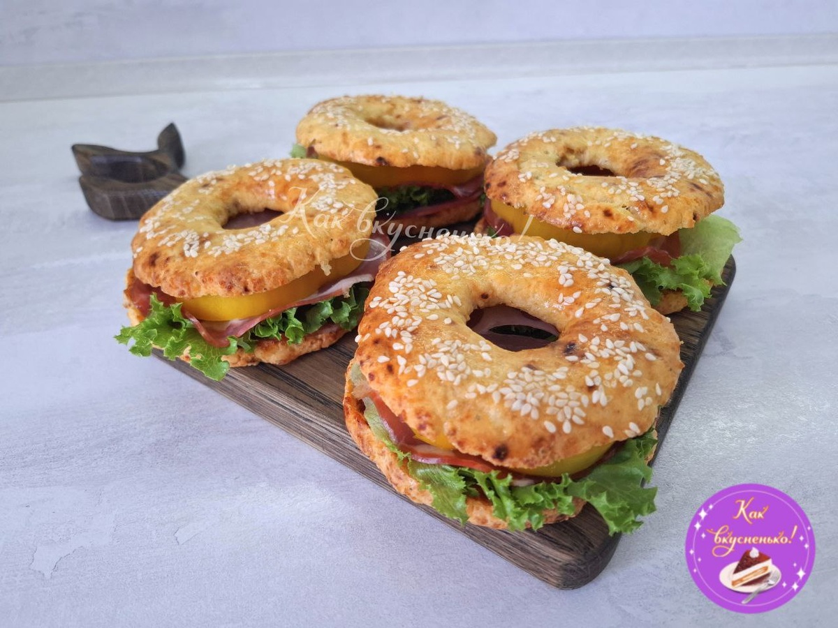 Меня зовут Оля, добро пожаловать в мой блог! Готовьте вместе со мной, вдохновляйтесь, подписывайтесь. Я вам обещаю будет вкусненько!!! ;)