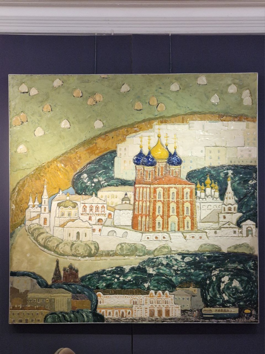 Большое красочное полотно: смолы на пенопласте