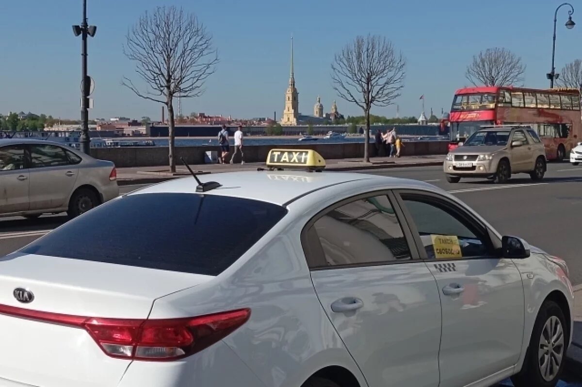    Число легальных таксистов в Омской области за год выросло на 62%