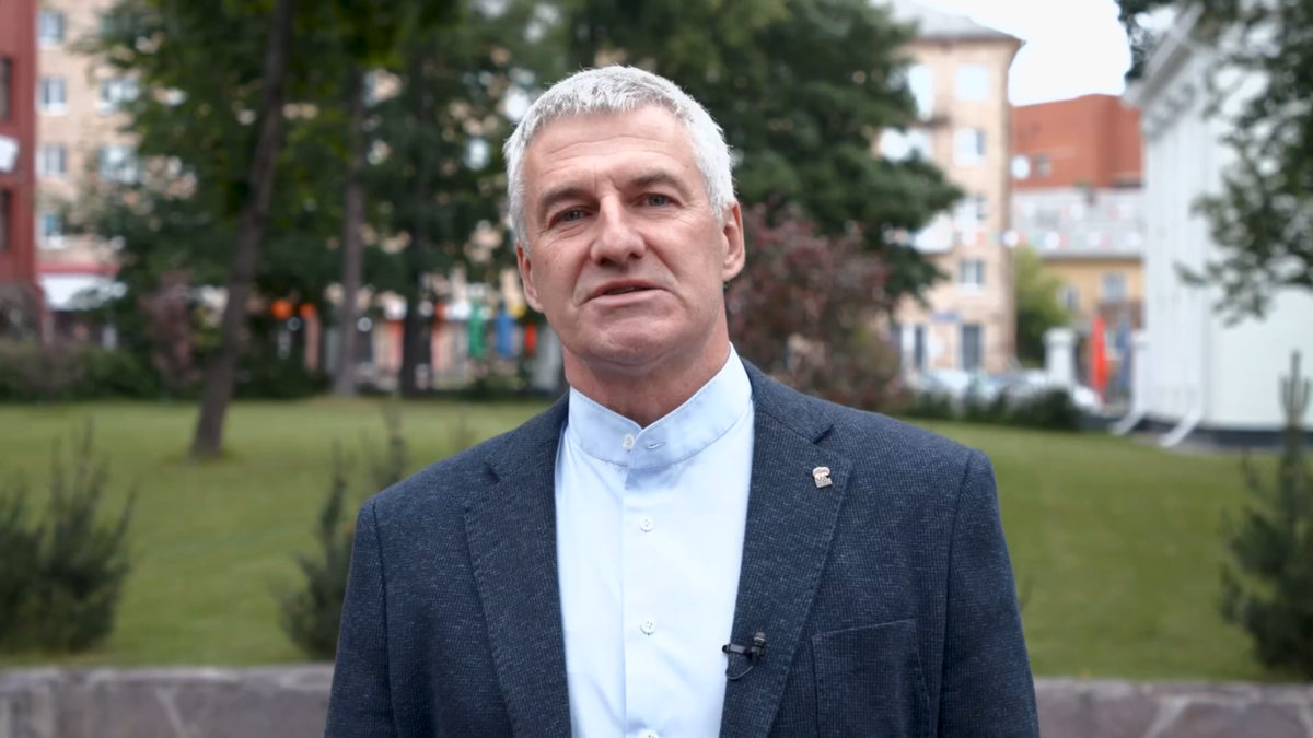    Артур Парфенчиков.