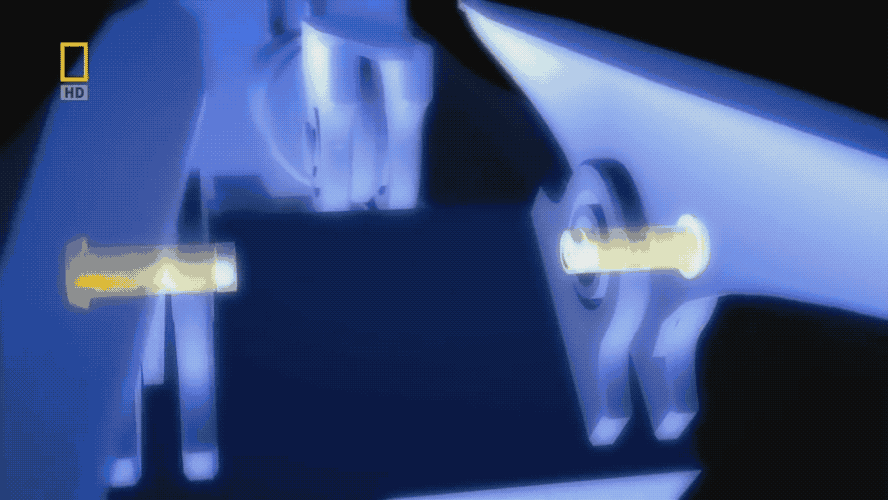 Эта компьютерная анимация из фильма «Секунды до катастрофы» (National Geographic) довольно точно воспроизводит момент аварии.