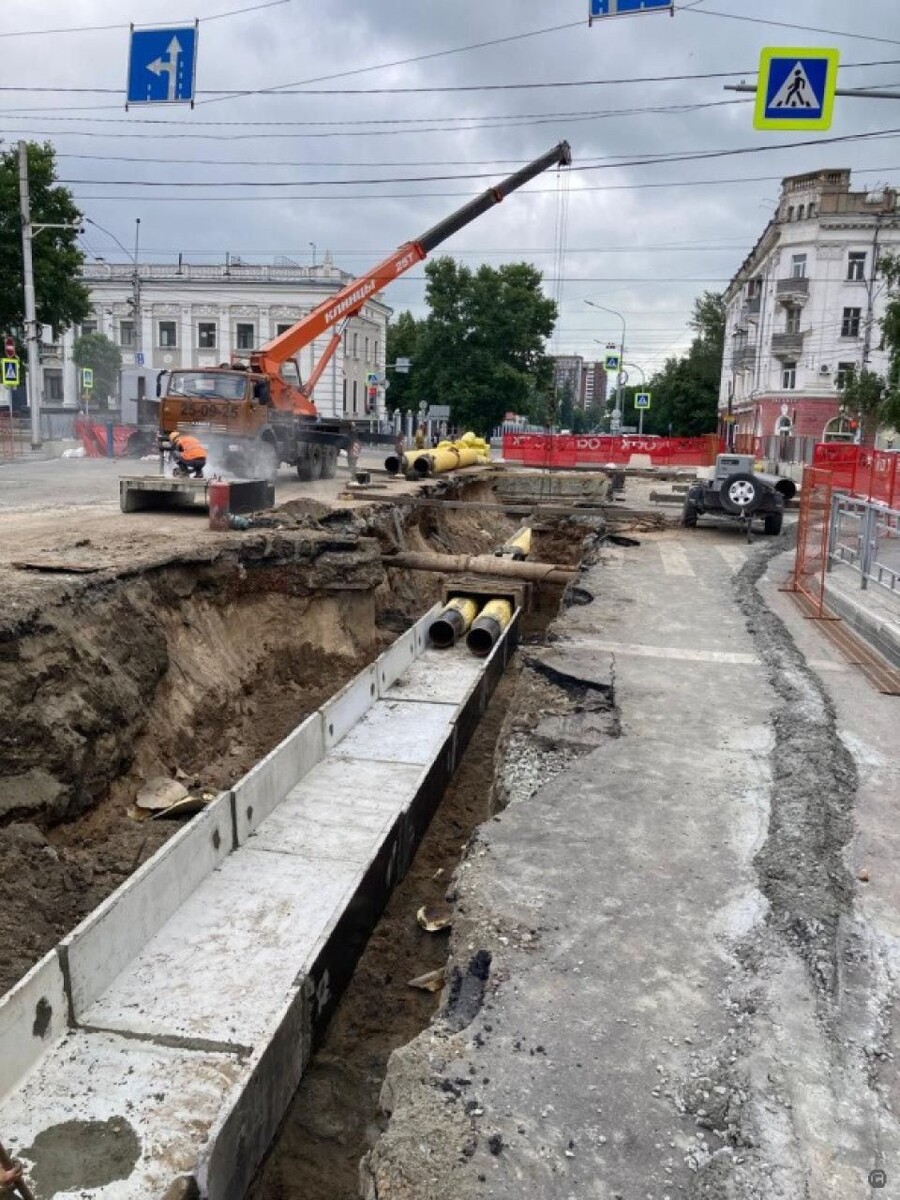    Работы по модернизации участка тепловой сети на проспекте Ленина. Источник: Администрация Барнаула