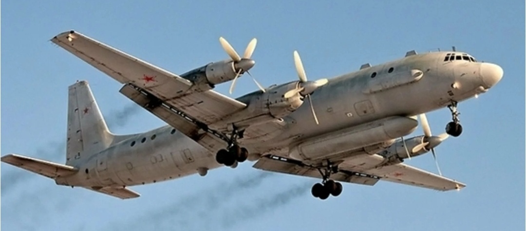 Представьте, как он выходит на сцену, потирая руки