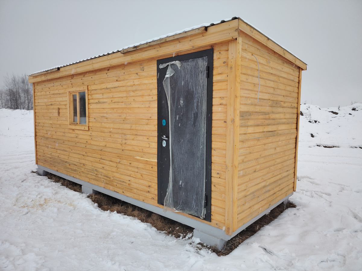 Зима была не очень снежной