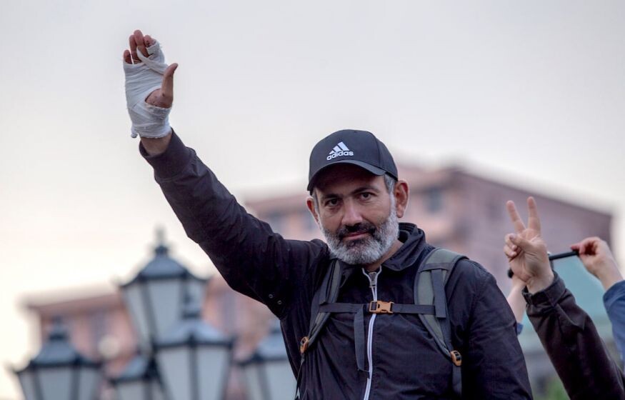    «Пашинян строит в Армении хачапури-рейх»: Колясников