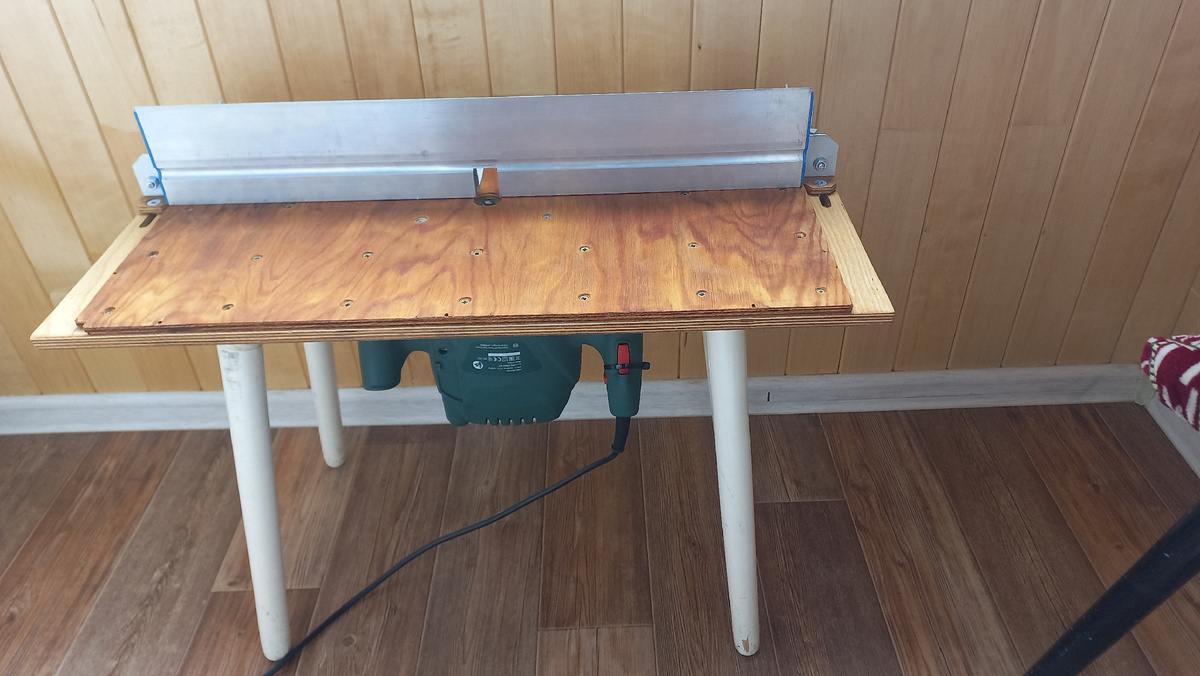 Фрезерная табуретка версия 1.0