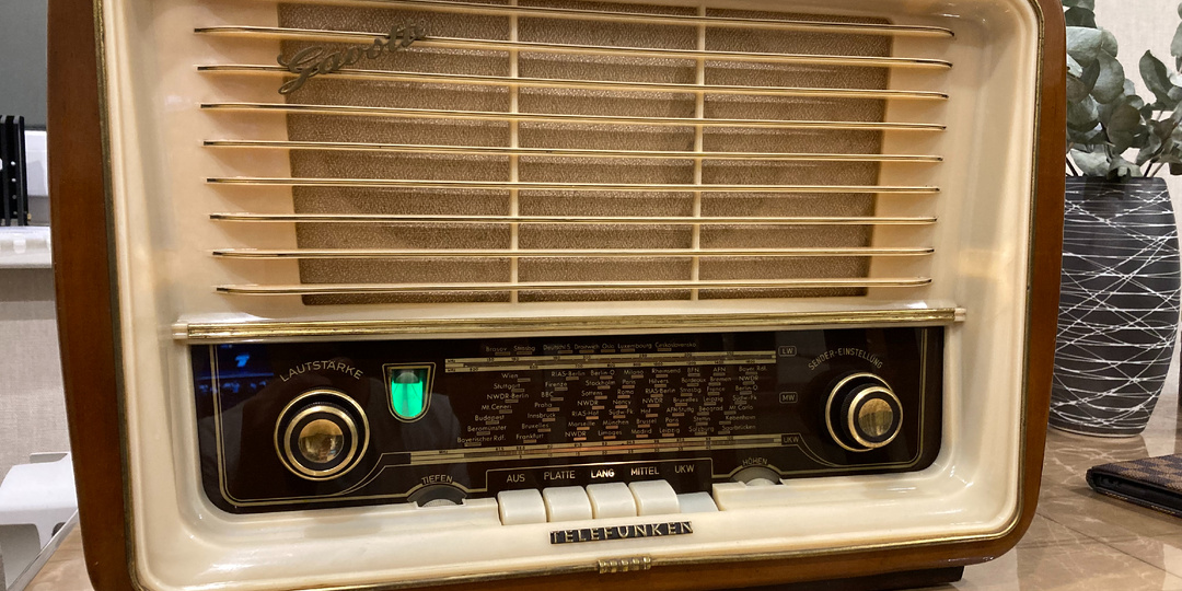 Радио из 50-х: Telefunken Gavotte 55