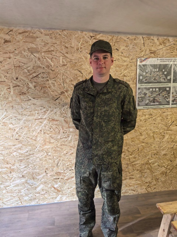    СВОи люди. Русское «Поле» снабженческих экспериментов