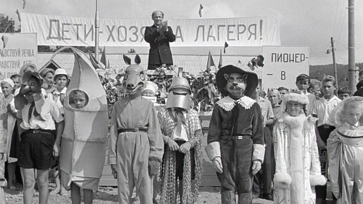 "Что ни день — 100 грамм, что ни день — 100 грамм. А то и 150!"Фото: Кинопоиск