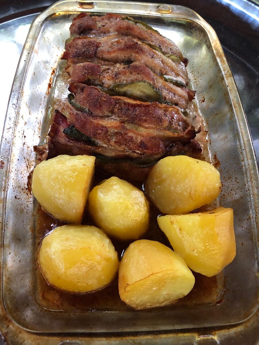 Основу этого рецепта я когда-то подсмотрела у кого-то в риллзах, но напрочь забыла, а потому это теперь, скорее, мой рецепт приготовления корейки!