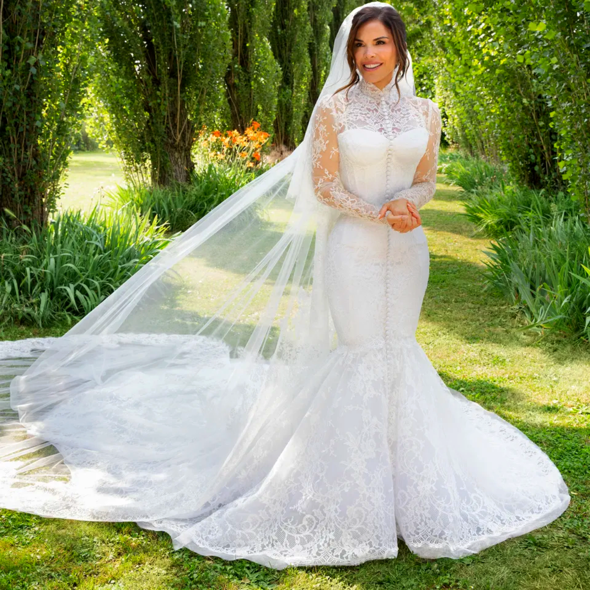 Свадебное платье Лорен Санчес