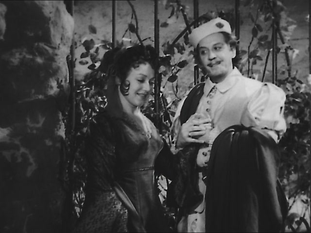 Кадр из  фильма "Укрощение строптивой", 1961 год, режиссер 
Сергей Колосов. Изображение взято в отктытом доступе в сети Интернет