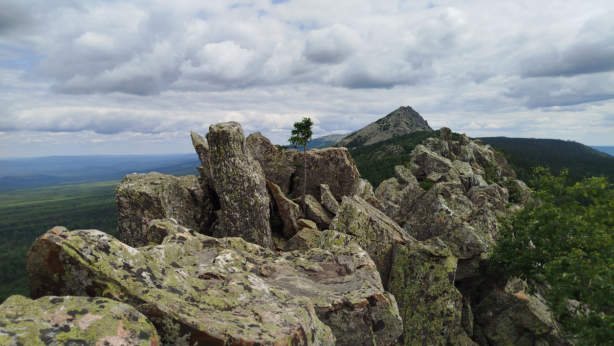 На вершине Митькиных скал