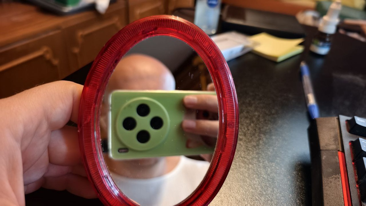 То самое зеркальце.