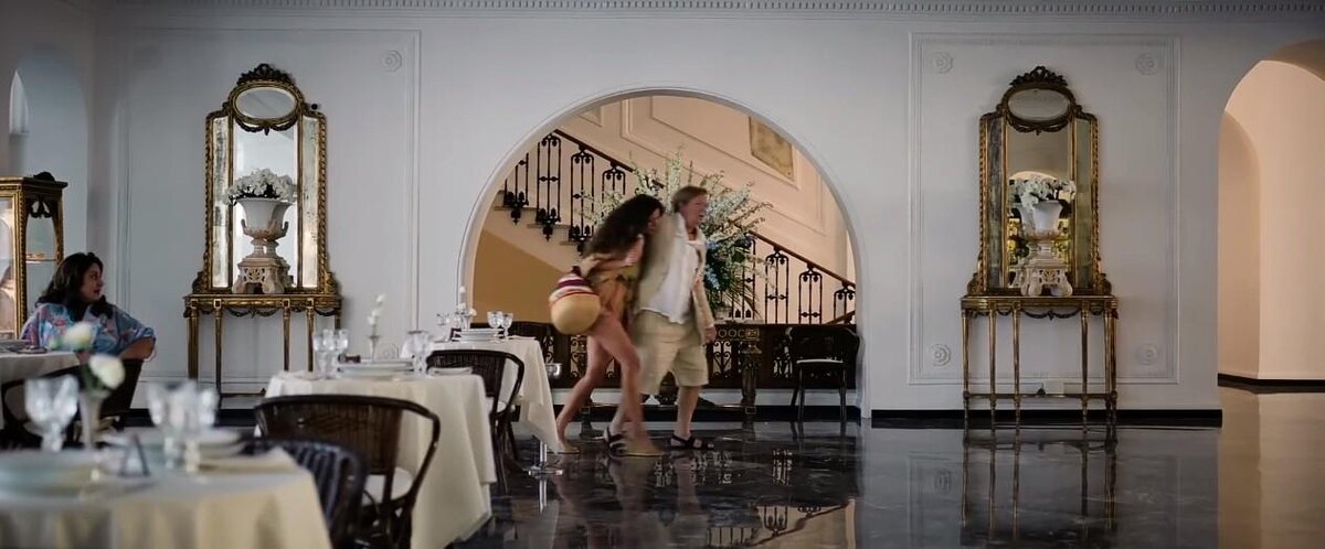 Главная тема фильма — попытки узнать себя лучше, понять своё предназначение.