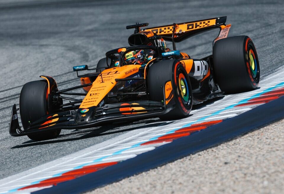    Оскар Пиастри: Я не успел на последний быстрый кругMcLaren