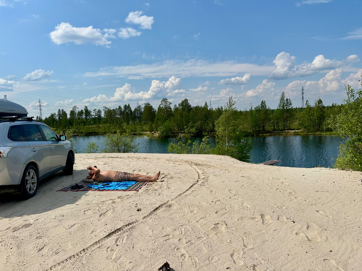 Пора загорать.