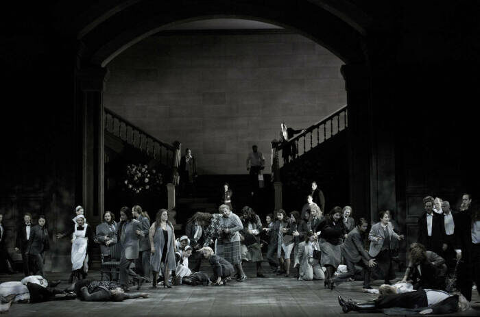 Кинжал оказался настоящим. / Фото: www.stokomania.ru