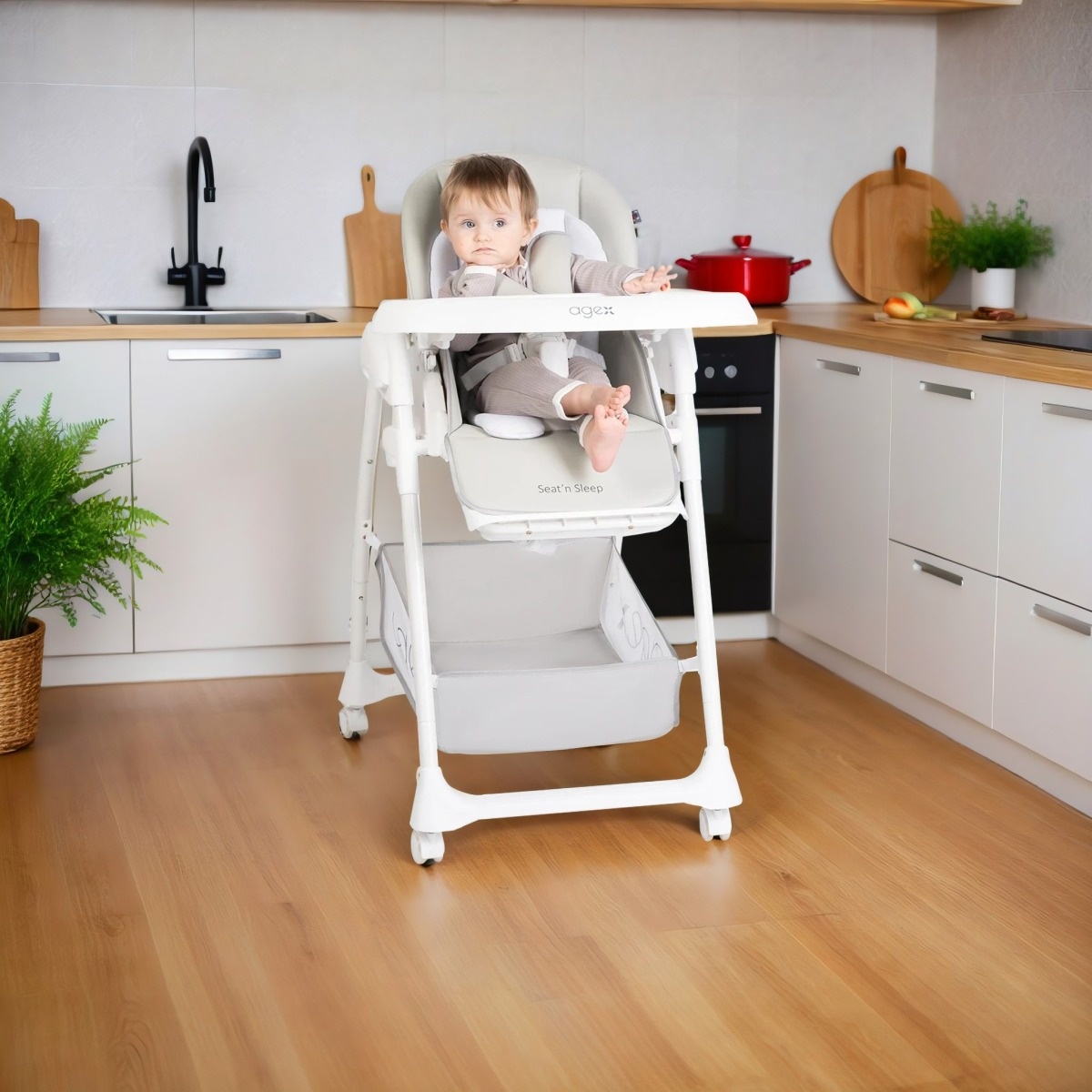 Трансформация в стульчик для кормления