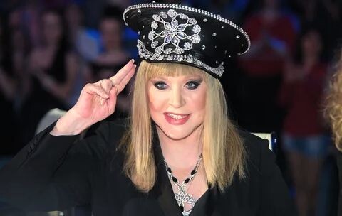 Пугачёва подарила Васильеву свои платья