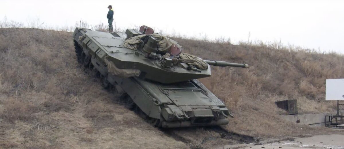 Этот Т-90 из прошлого лучше самого современного Т-90М