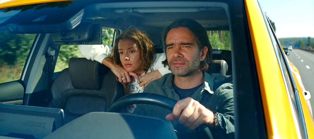 Кадр из фильма "Туда"