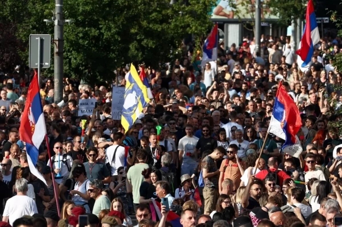    На протесты в Сербии вышли 36 тысяч человек