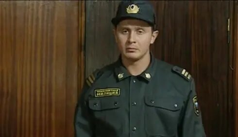    Вадим Алферов. Фото: скриншот из сериала «Улица разбитых фонарей»