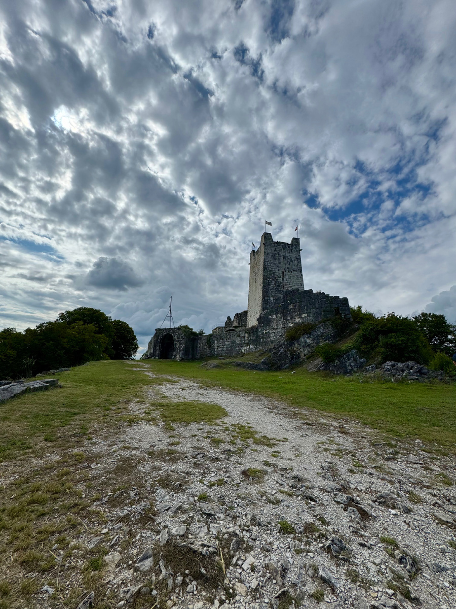 Главная Восточная башня.