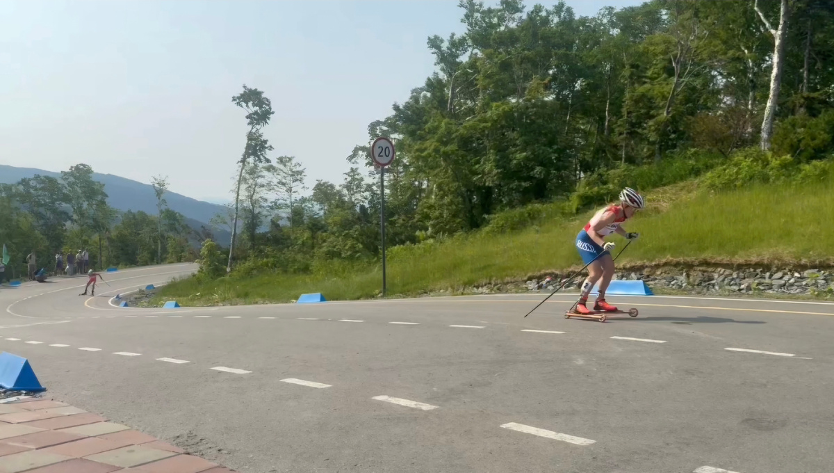 Финиш Светланы Николаевой и Арины Старцевой